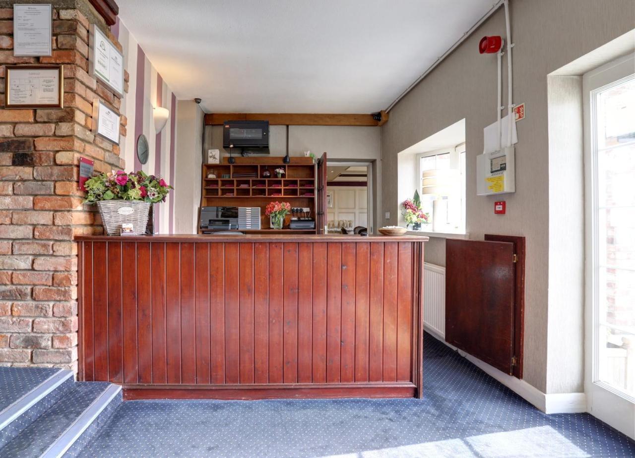 Manor Court Hotel Carnaby Dış mekan fotoğraf